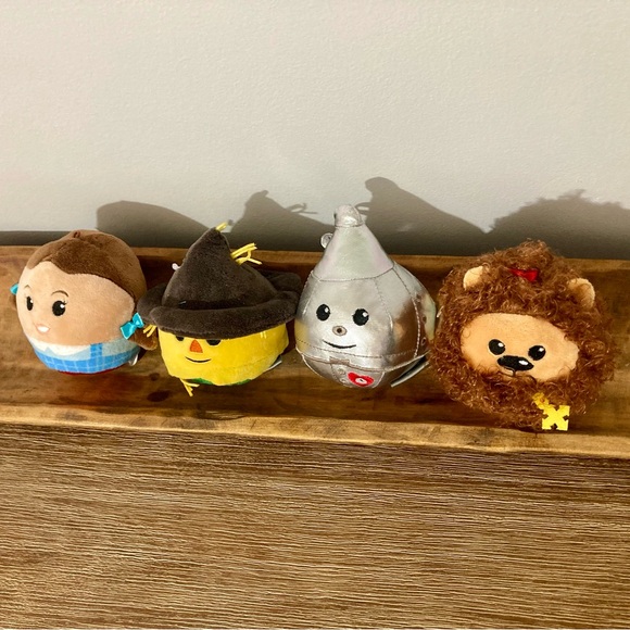 Hallmark Plush Wizard of Oz Ornaments - Picture 2 of 14